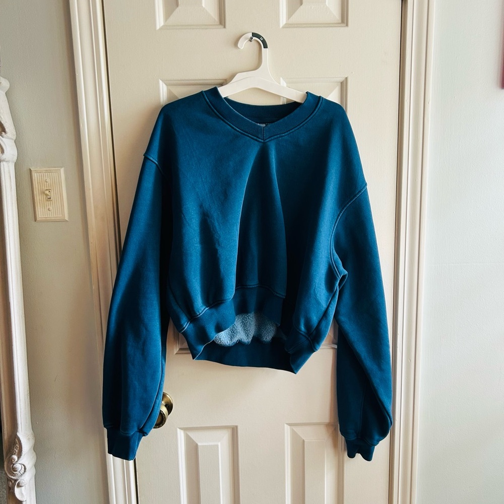 Teal Cropped Sweatshirt